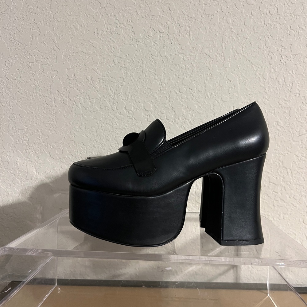 YRU Deelite Black Vegan Leather Chunky Platform Boots Women's 7 M Preowned - Picture 3 of 11